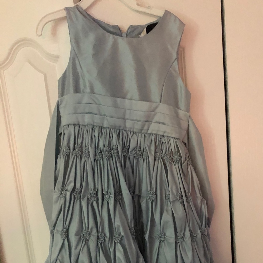 Beautiful girls dress country blue size 5.